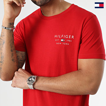 Tommy Hilfiger - Maglietta Marca Love Small Logo 0033 Rosso