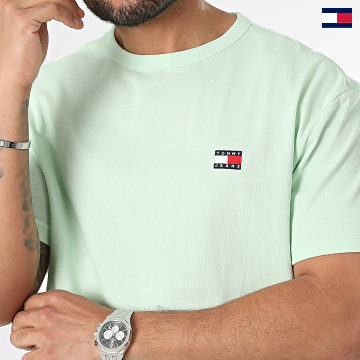 Tommy Jeans - Maglietta con distintivo 7995 Verde chiaro