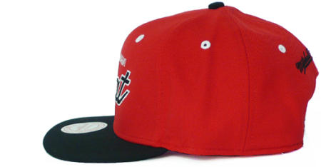 Mitchell and Ness - Casquette Mitchell And Ness Miami Heat Typo Rouge Visiere Noir 036