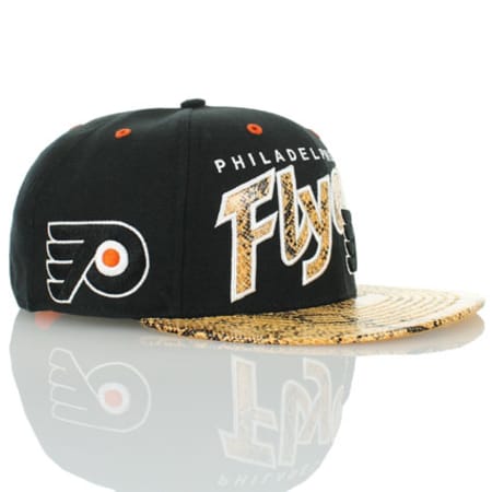 Flyers 47 top