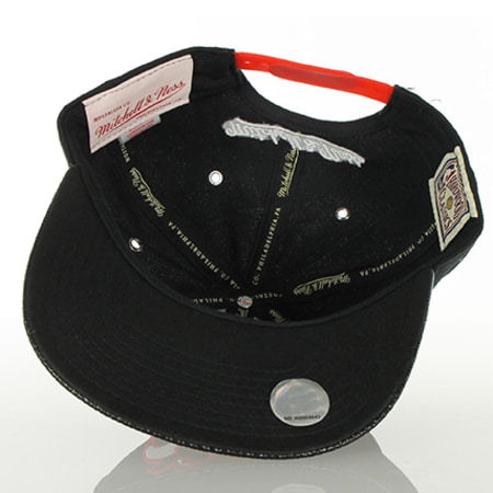 Mitchell and Ness - Casquette Snapback Mitchell And Ness FIBRE Chicago Bulls