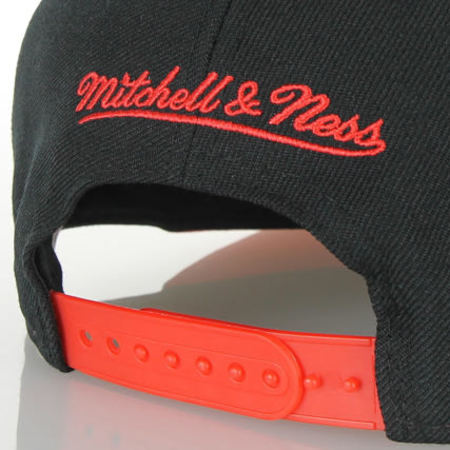 Mitchell and Ness - Casquette Snapback Mitchell And Ness GTECH Chicago Bulls