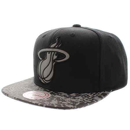 Mitchell and Ness - Casquette Snapback Mitchell And Ness VE36Z Miami Heat Noir