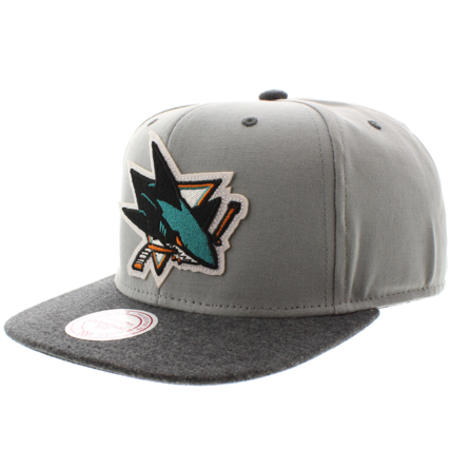 Mitchell and Ness - Casquette Snapback Mitchell And Ness Faculty San Jose Sharks Gris