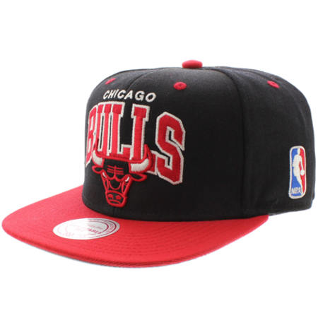 Mitchell and Ness - Casquette Snapback Mitchell And Ness Team Arch Chicago Bulls Noir
