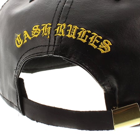 Wu Tang Clan - Casquette Strapback Wu Tang Clan Gold Metal Noir