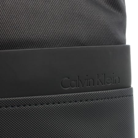 Calvin Klein - Sacoche Tom Noir
