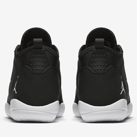 Jordan reveal enfant shop