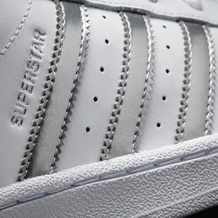 Adidas Originals - Baskets Femme Superstar AQ3091 Blanc Argent