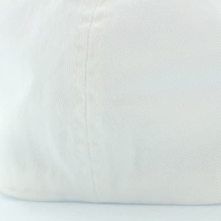 Classic Series - Casquette Fitted Garment Blanc