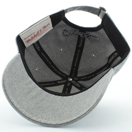 Mitchell and Ness - Casquette Low Pro Gris 