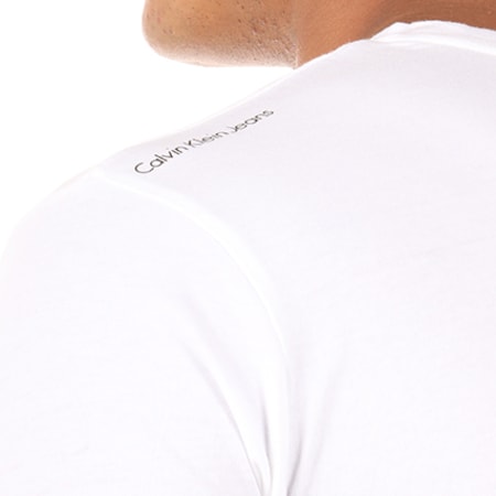 Calvin Klein - Tee Shirt J30J304285 Blanc