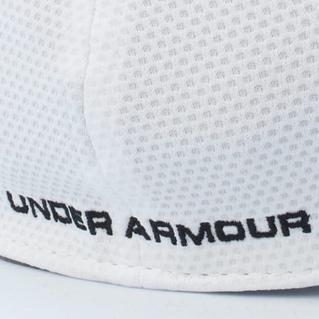Under Armour - Casquette Fitted 1254123 Blanc