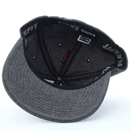 Nixon - Casquette Fitted Deep Down Athletic Gris Anthracite Chiné Blanc