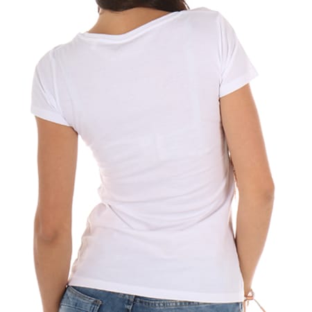 SPri Noir - Tee Shirt Femme Croix Blanc