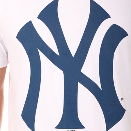 Majestic Athletic - Tee Shirt Oversize N1BWBM MLB New York Yankees Blanc