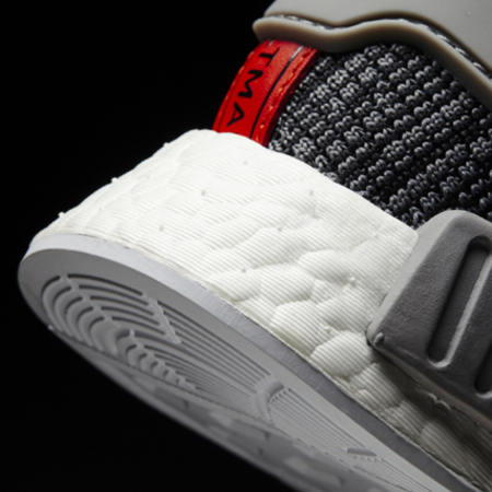 Adidas Originals - Baskets NMD R1 BB2884 Core Black Dark Grey Heather Solid Grey 