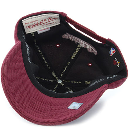 Mitchell and Ness - Casquette NBA Miami Heat 019 Violet