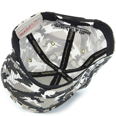 Mitchell and Ness - Casquette 052 Noir Camouflage