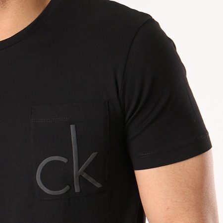 Calvin Klein - Tee Shirt Poche Typor Noir