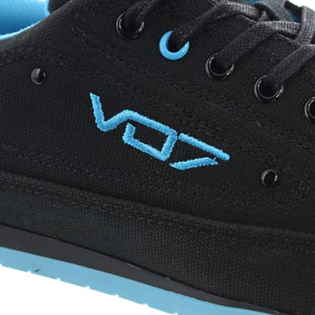 VO7 - Baskets Yacht Canvas Black Ice