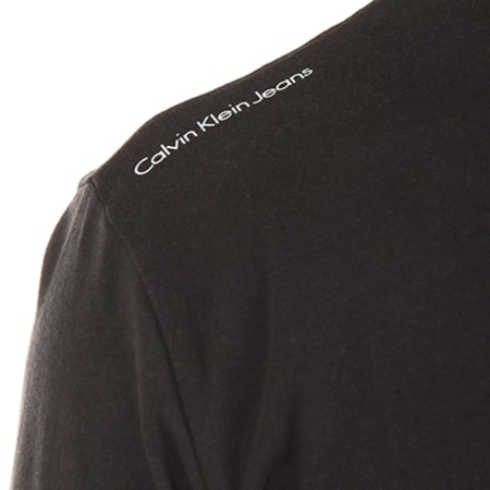Calvin Klein - Tee Shirt Manches Longues Treasure Noir
