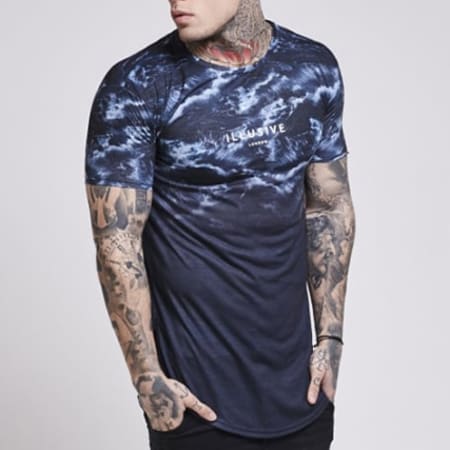 Illusive London - Tee Shirt Oversize Breeze Fade Vent Bleu Marine
