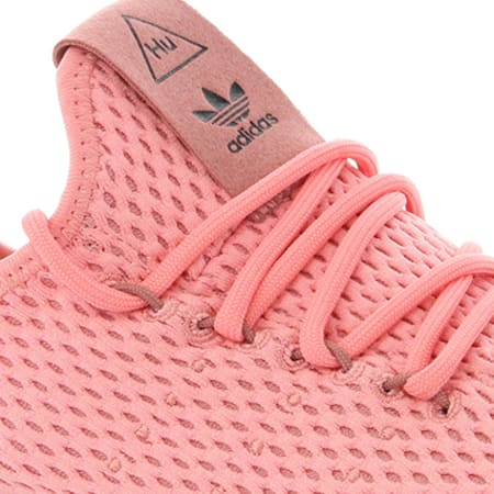 Adidas Originals - Baskets Femme Tennis HU Pharrell Williams BY8715 Tactile Pink Raw Pink