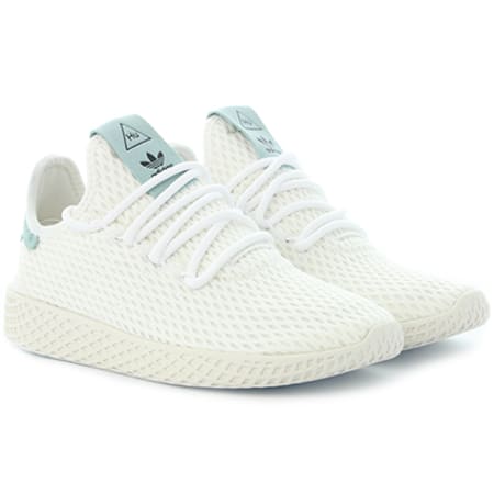 adidas femme pharrell