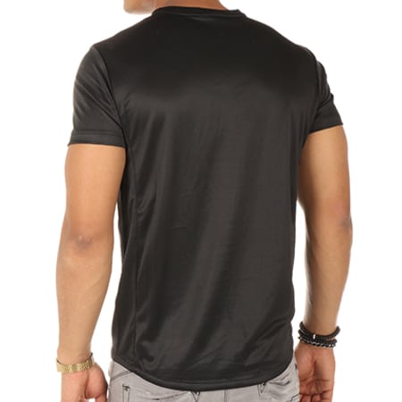 Umbro - Tee Shirt AD 573410 Noir 