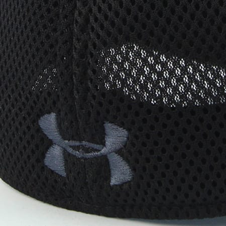 Under Armour - Casquette Fitted Sportstyle Mesh Noir