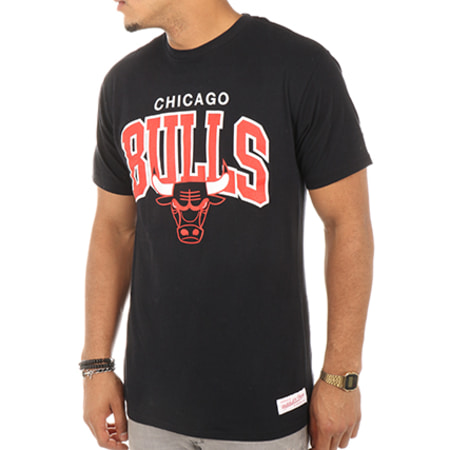 Mitchell and Ness - Tee Shirt Team Arch Tailored NBA Chicago Bulls Noir