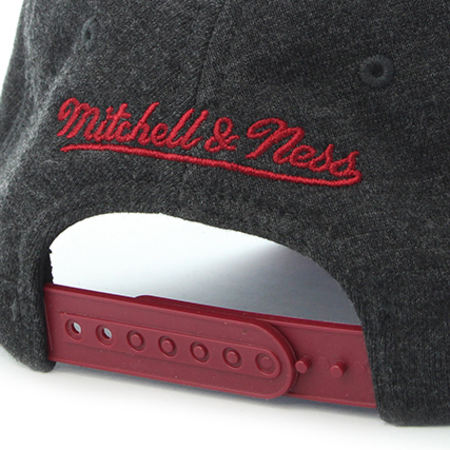 Mitchell and Ness - Casquette International Miami Heat Gris Anthracite