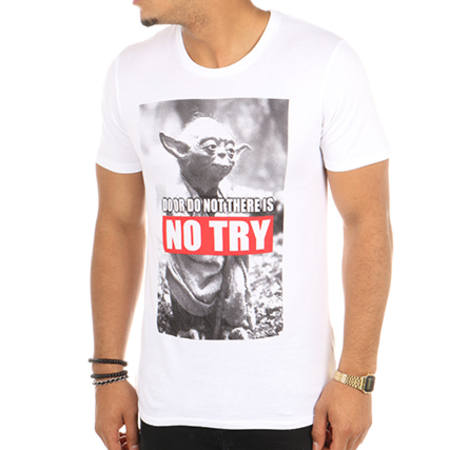 Star Wars - Tee Shirt Yoda Do Or Do Not Blanc