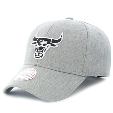 Mitchell and Ness - Casquette Team Logo Pro Chicago Bulls Gris 