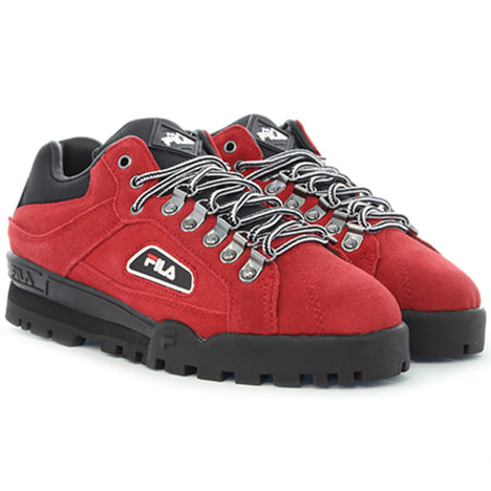 Fila trailblazer sales red suede