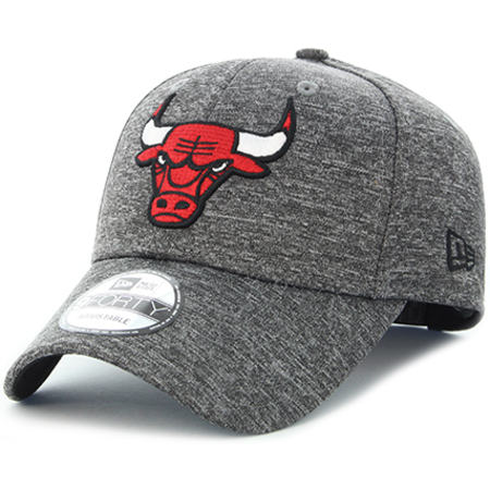 New Era - Casquette Shadow Tech 9 Forty Chicago Bulls Gris Anthracite Chiné