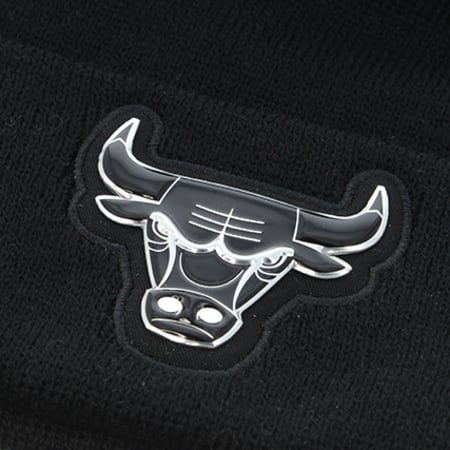 New Era - Bonnet Logo Dhine Bobble Chicago Bulls Noir
