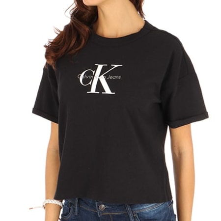 Calvin Klein - Tee Shirt Femme Crop Teco 7078 Noir