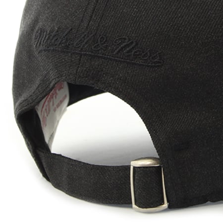 Mitchell and Ness - Casquette Heather Low Pro Chicago Bulls NBA Noir
