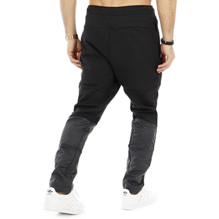 Nike - Pantalon Jogging 863777 010 Noir
