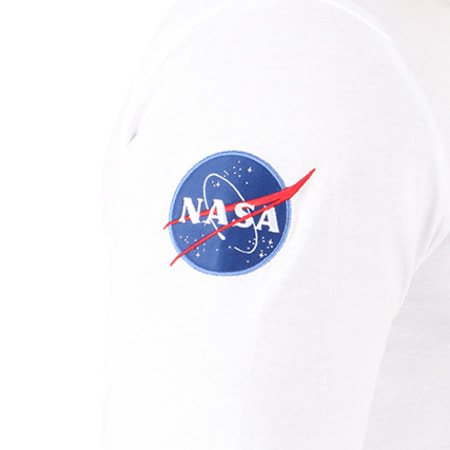Alpha Industries - Tee Shirt Manches Longues Patch Brodé NASA Blanc