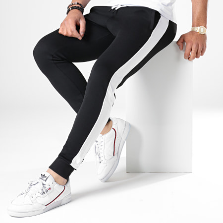 Pantalon de jogging noir et blanc