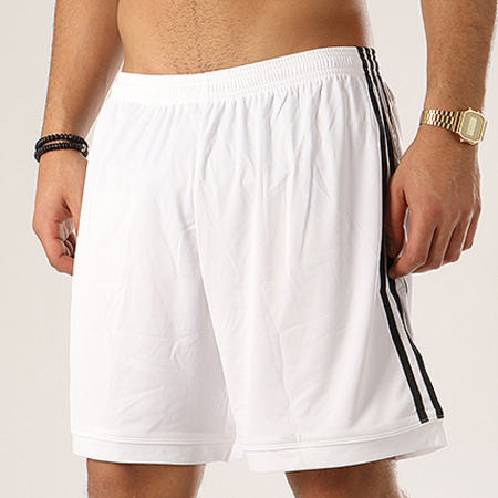 Adidas Sportswear - Short Jogging Juventus Domicile Replica AZ8701 Blanc Noir
