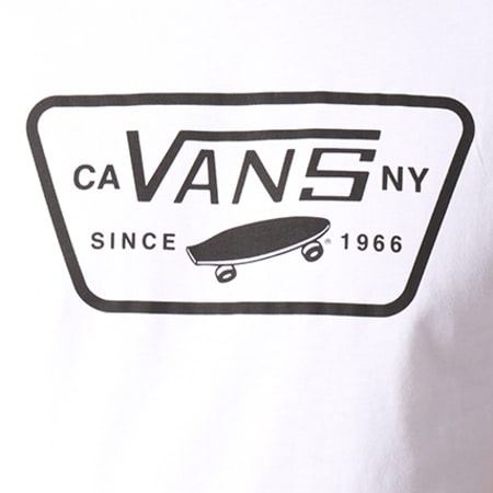 Vans - Tee Shirt Full Patch Blanc Noir