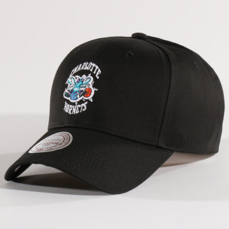Mitchell and Ness - Casquette Team Logo Low Pro Charlotte Hornets Noir