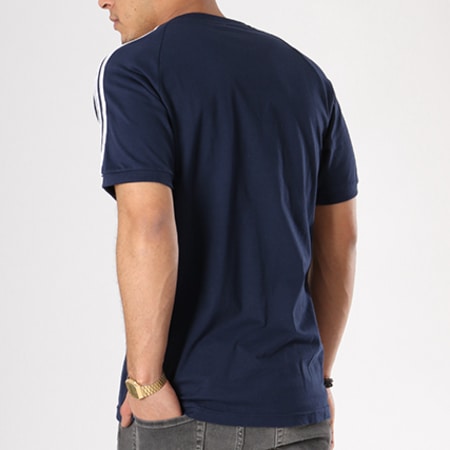 dictator textbook Relationship Adidas Originals - Tee Shirt 3 Stripes CZ4546 Bleu Marine -  LaBoutiqueOfficielle.com