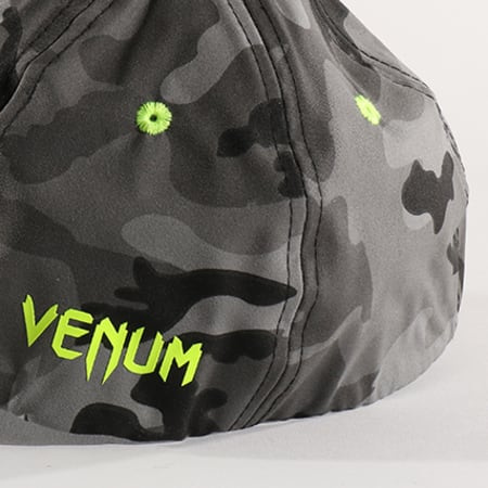 Venum - Casquette Fitted Atmo 03230-498 Camouflage Gris Anthracite Vert Fluo