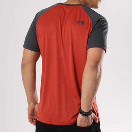 The North Face - Tee Shirt De Sport Raglan Rouge Brique Gris Anthracite
