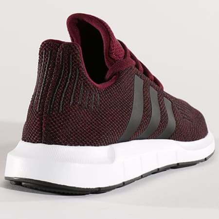Adidas Originals - Baskets Swift Run CQ2118 Marron Core Black Footwear White